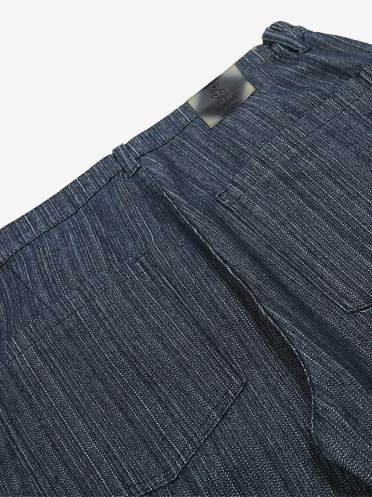 Stylish Wide-Leg Denim Trousers with Pleated Design for Modern Fashionistas 