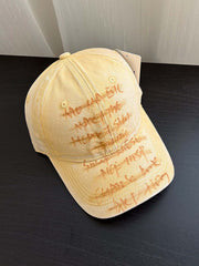 Bestickte Baseballkappe aus gewaschenem, abgenutztem Denim