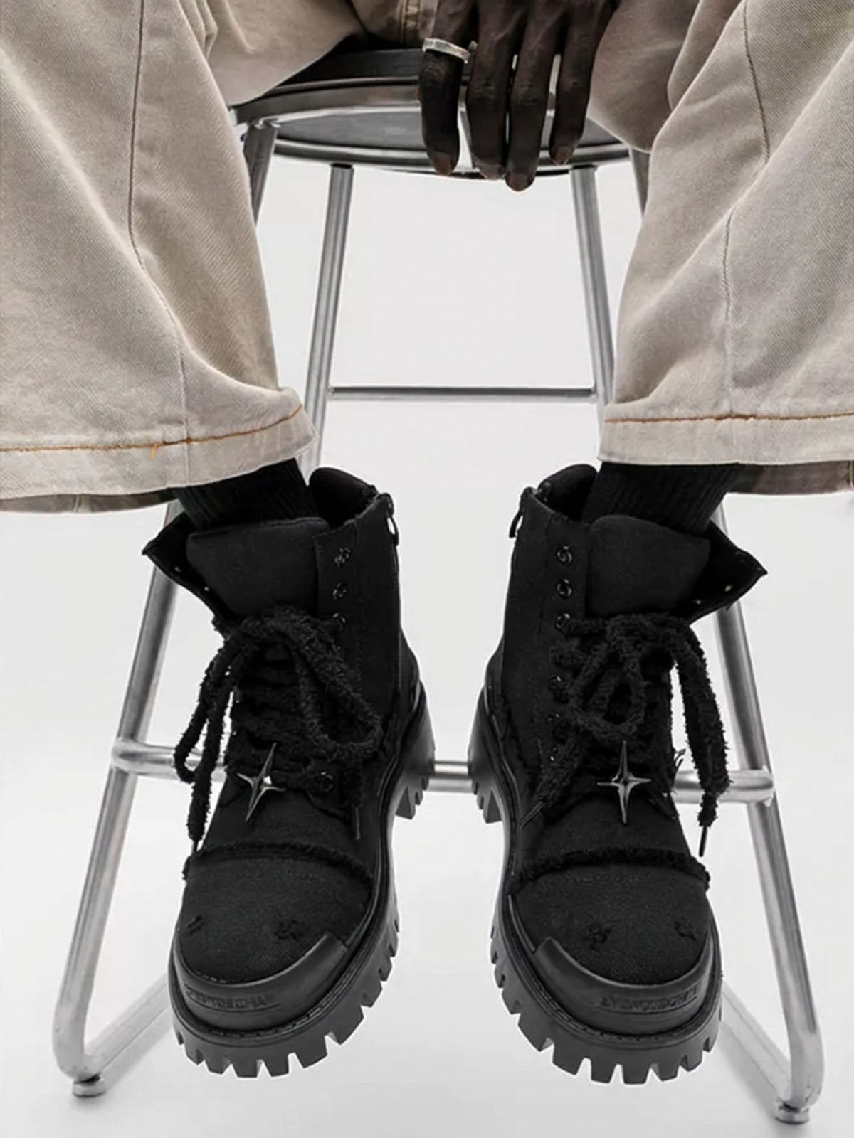 Four-Point Star High-Top Martin Boots