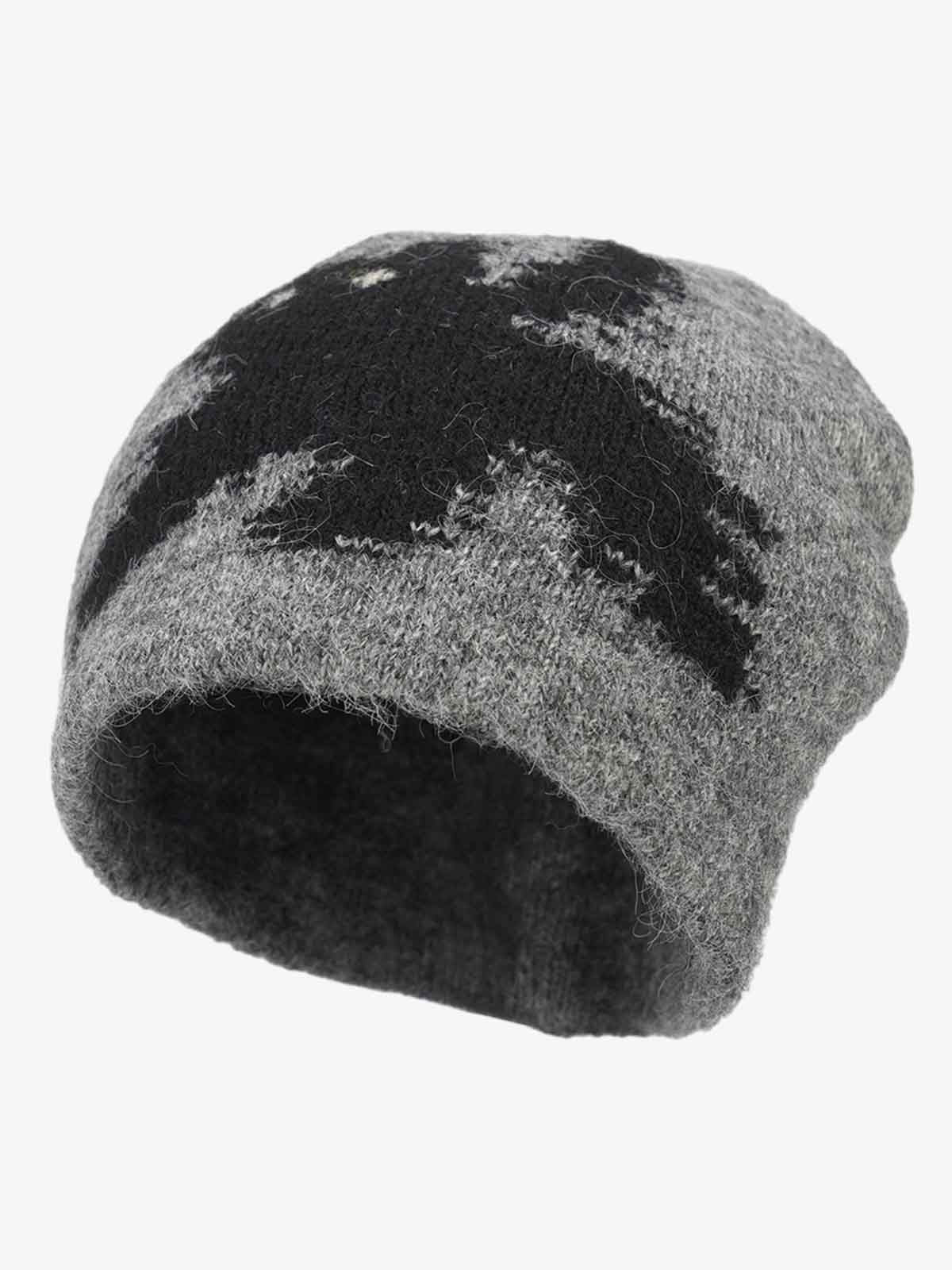 Stylish Knit Beanie with Unique Leaf Design for Winter and Fall 