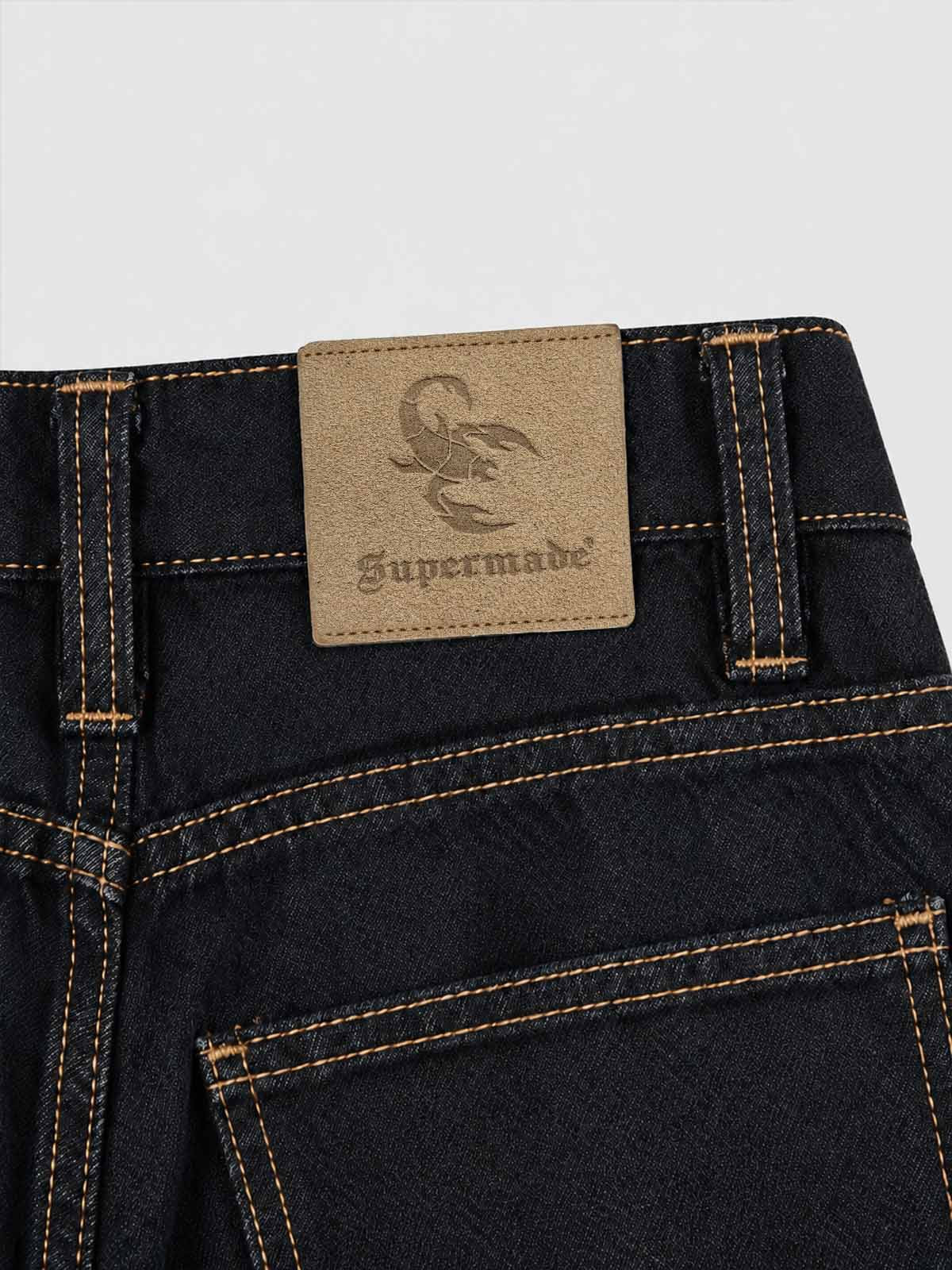 Patch Graphic Wide-Leg Jeans