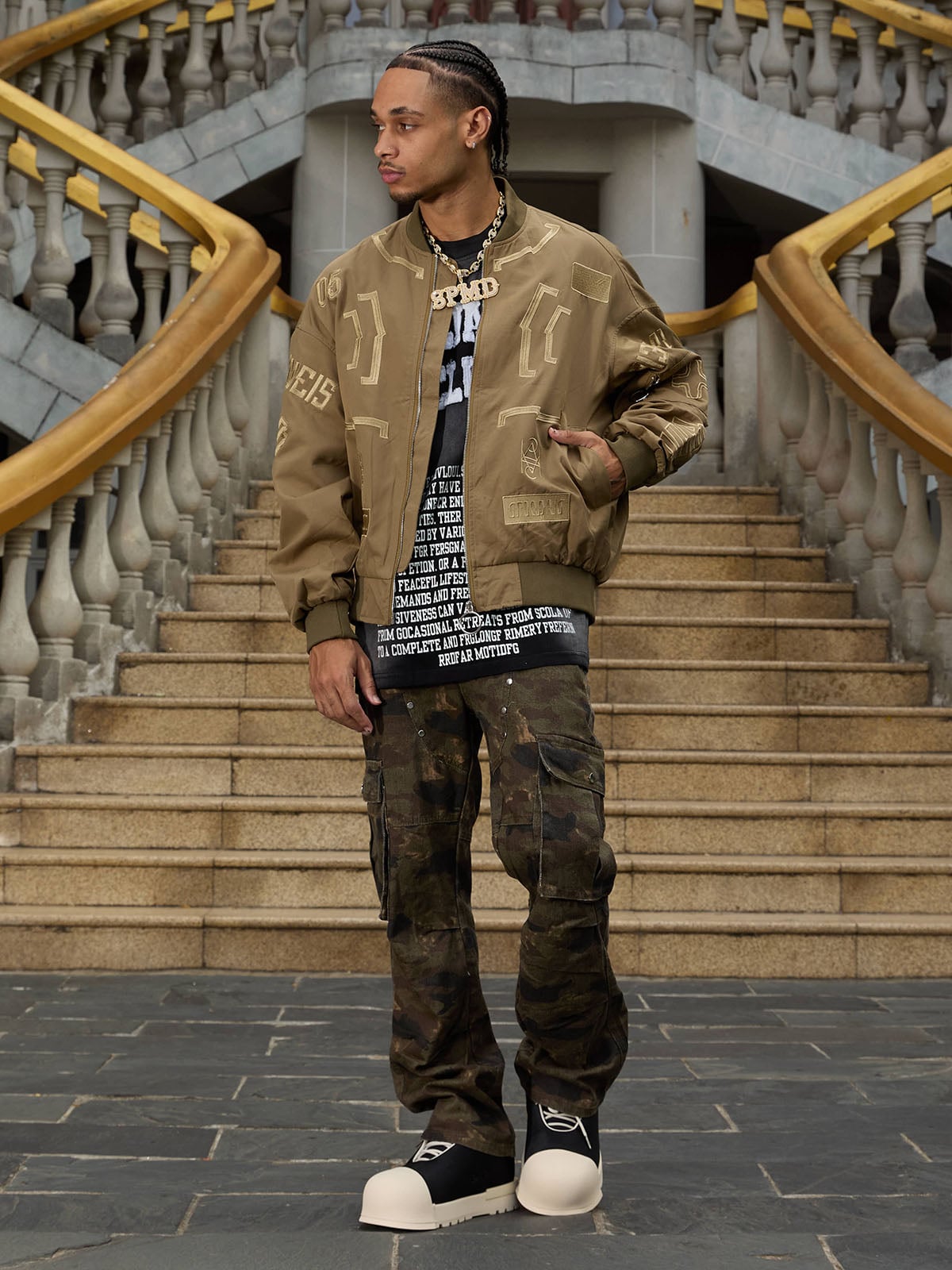 Thesupermade Camouflage Pleated Rivet Pants