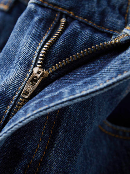 Embroidered Barrel Leg Jeans 