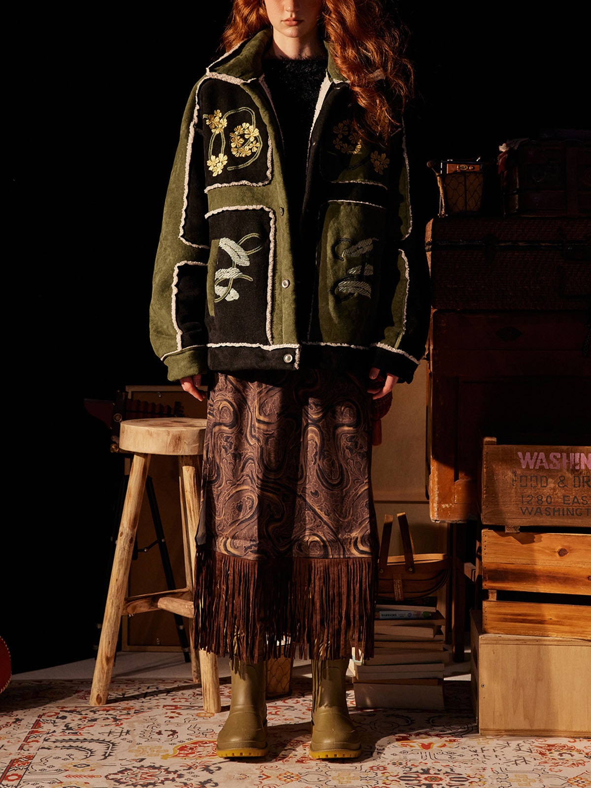 Floral Embroidered Suede Fleece Jacket - 2260 