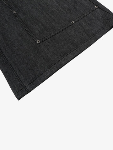Pantalones cortos vaqueros con tachuelas y patchwork