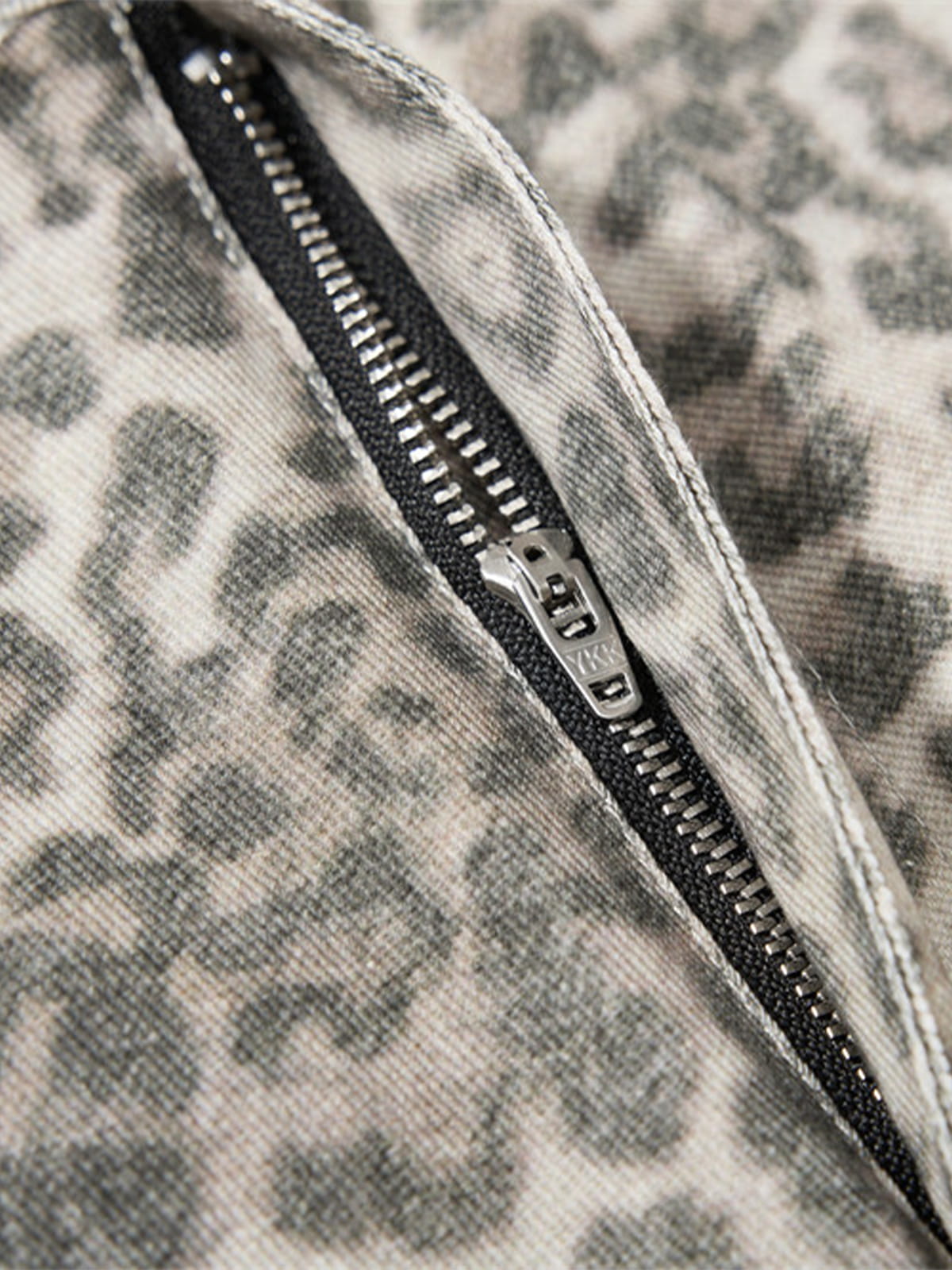 Leopard Print Wide Leg Pants - Trendy and Stylish for Everyday Wear 
