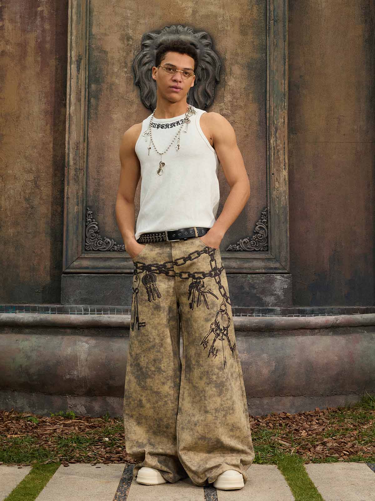 Supermade Distressed Chain And Key Print Baggy Pants 