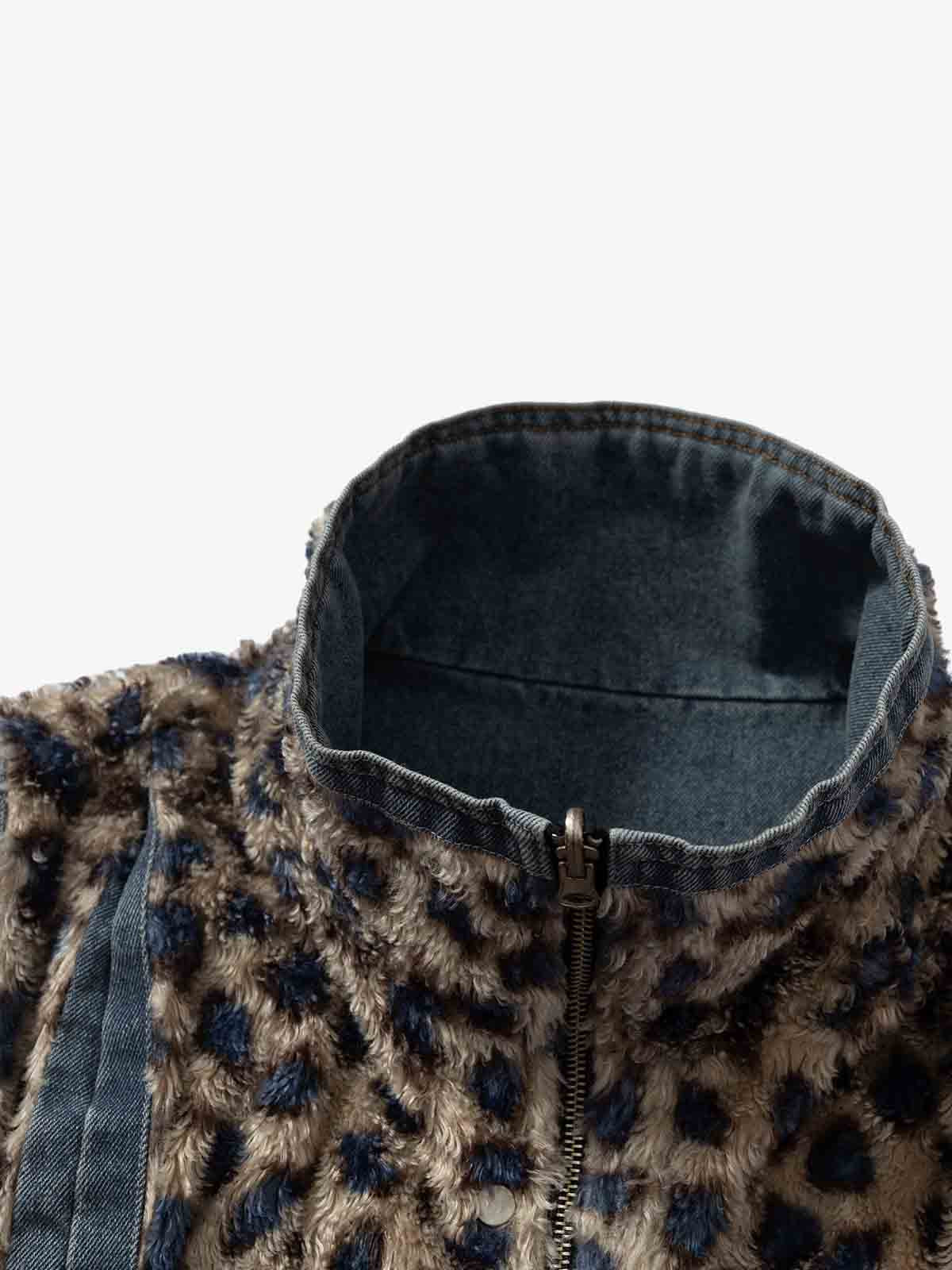 Warmth-Enhancing Faux Fur Collar Vest for Winter Outdoors 