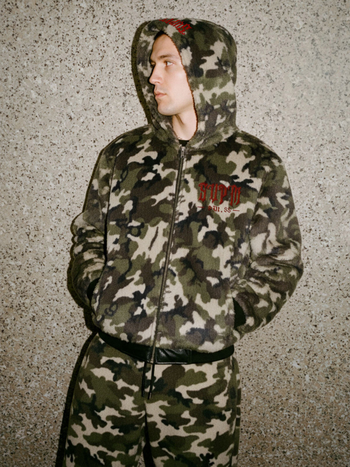 SUPM Letter Embroidery Camouflage Faux Fur Quilted Set