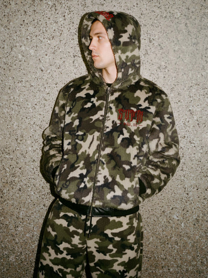 SUPM Letter Embroidery Camouflage Faux Fur Quilted Set