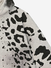 Felpa con cappuccio effetto invecchiato con applicazione logo leopardato.