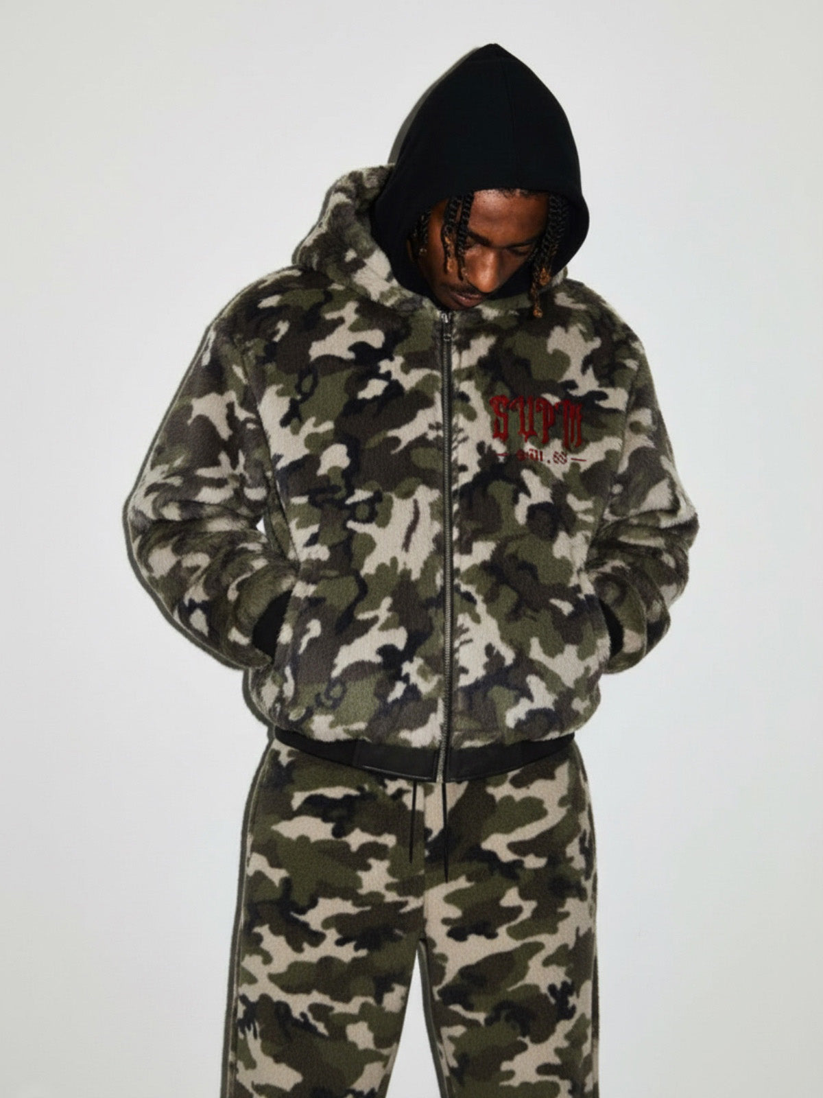 SUPM Letter Embroidery Camouflage Faux Fur Quilted Set