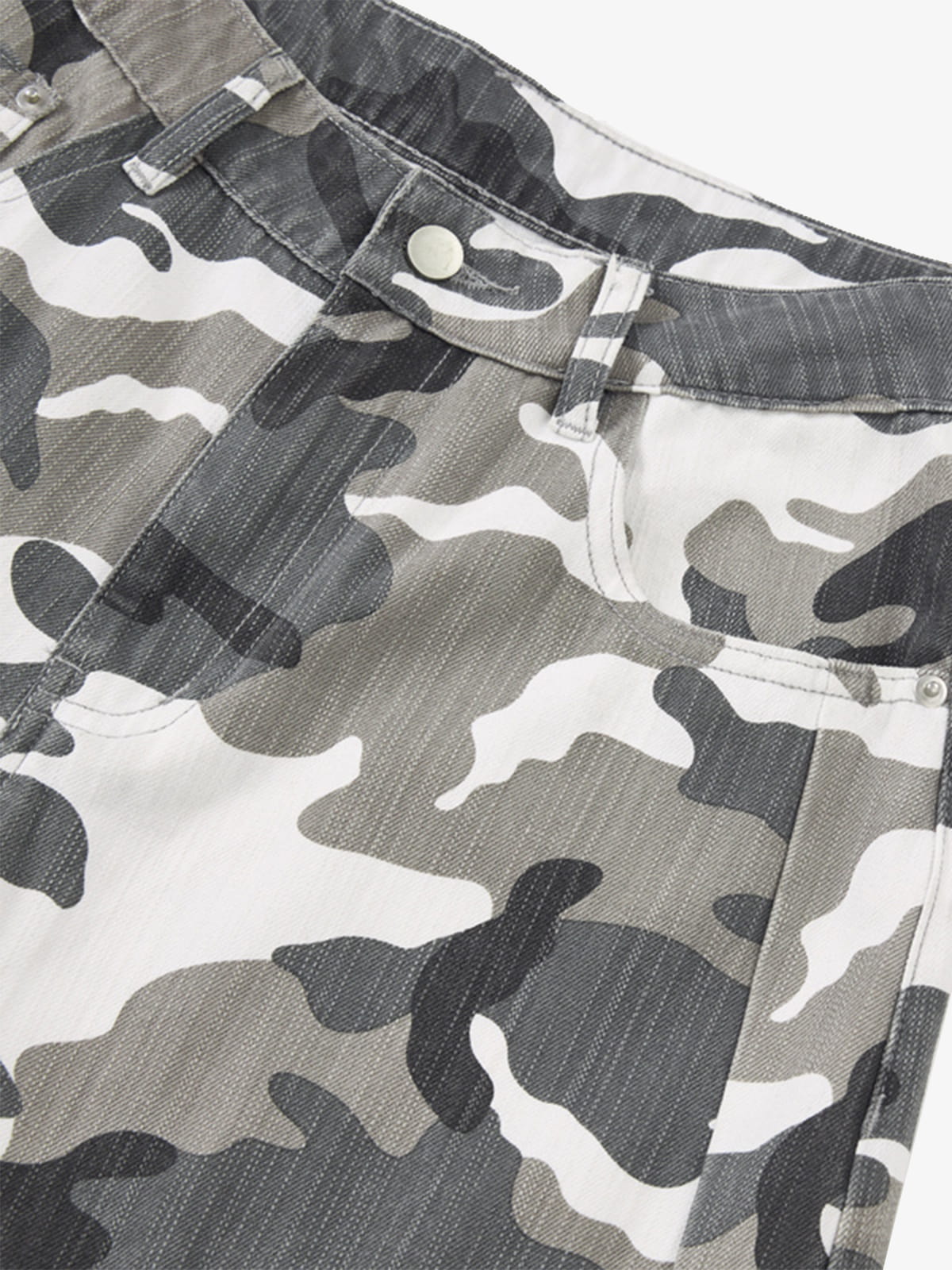 Camouflage Wide-Leg Trousers for Casual and Outdoor Adventures 