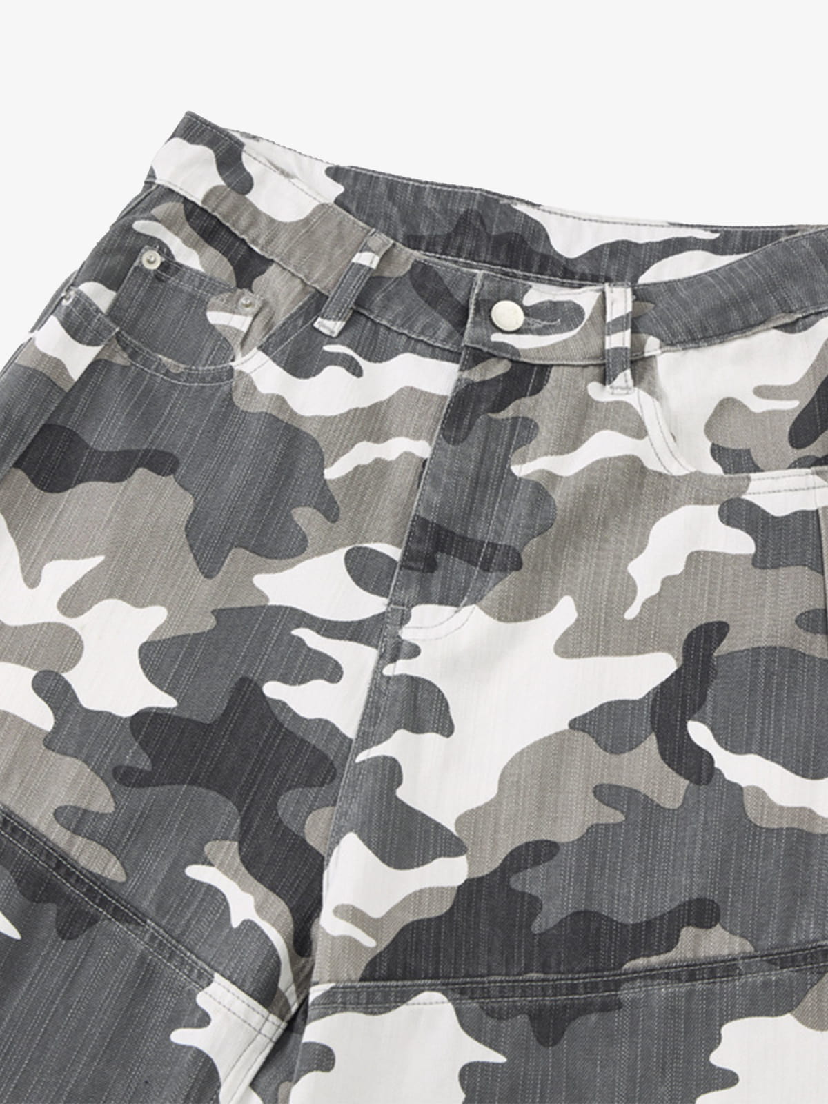 Camouflage Wide-Leg Trousers for Casual and Outdoor Adventures 