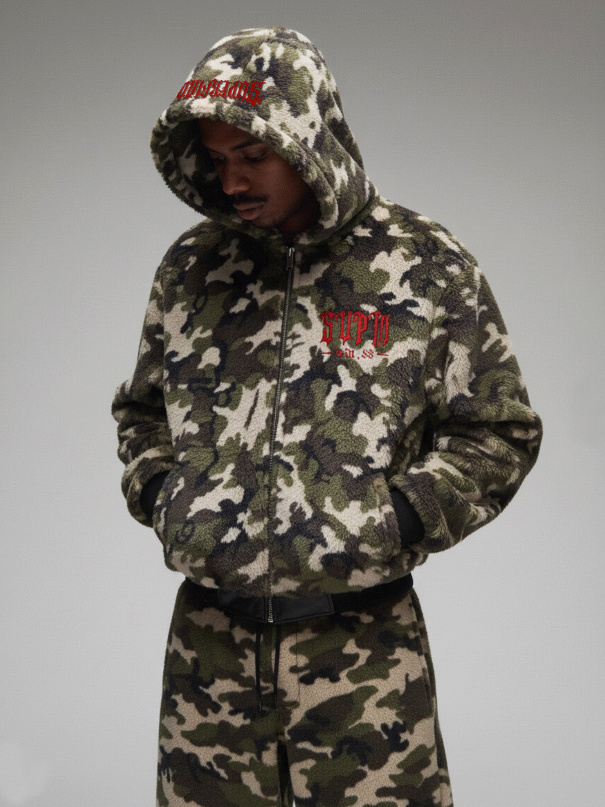 SUPM Letter Embroidery Camouflage Faux Fur Quilted Set