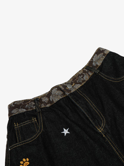 Star Embroidered Curved-Seam Jeans