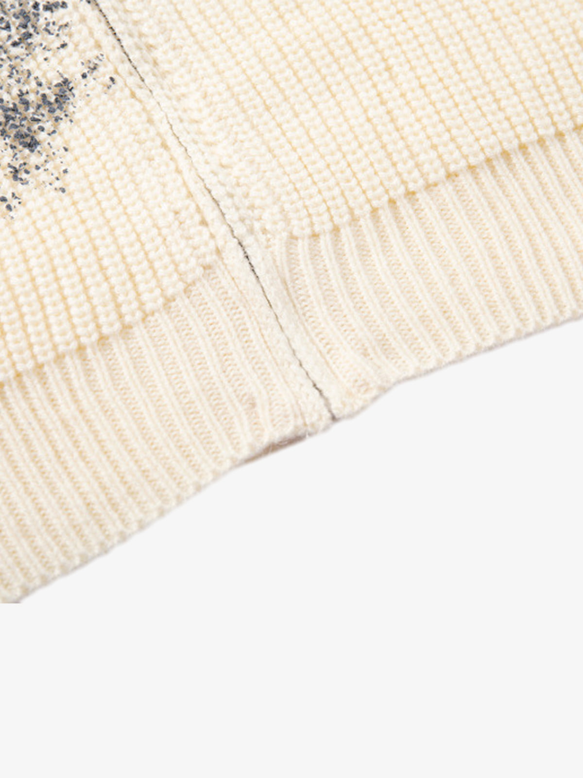 Cozy Pink Patterned Sweater for Women - Perfect for Casual and Festive Occasions 