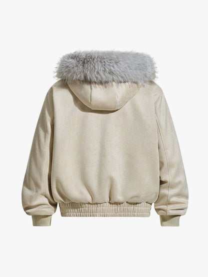 Edgy Spike-Embellished Sunglasses for Bold Fashion Statements 