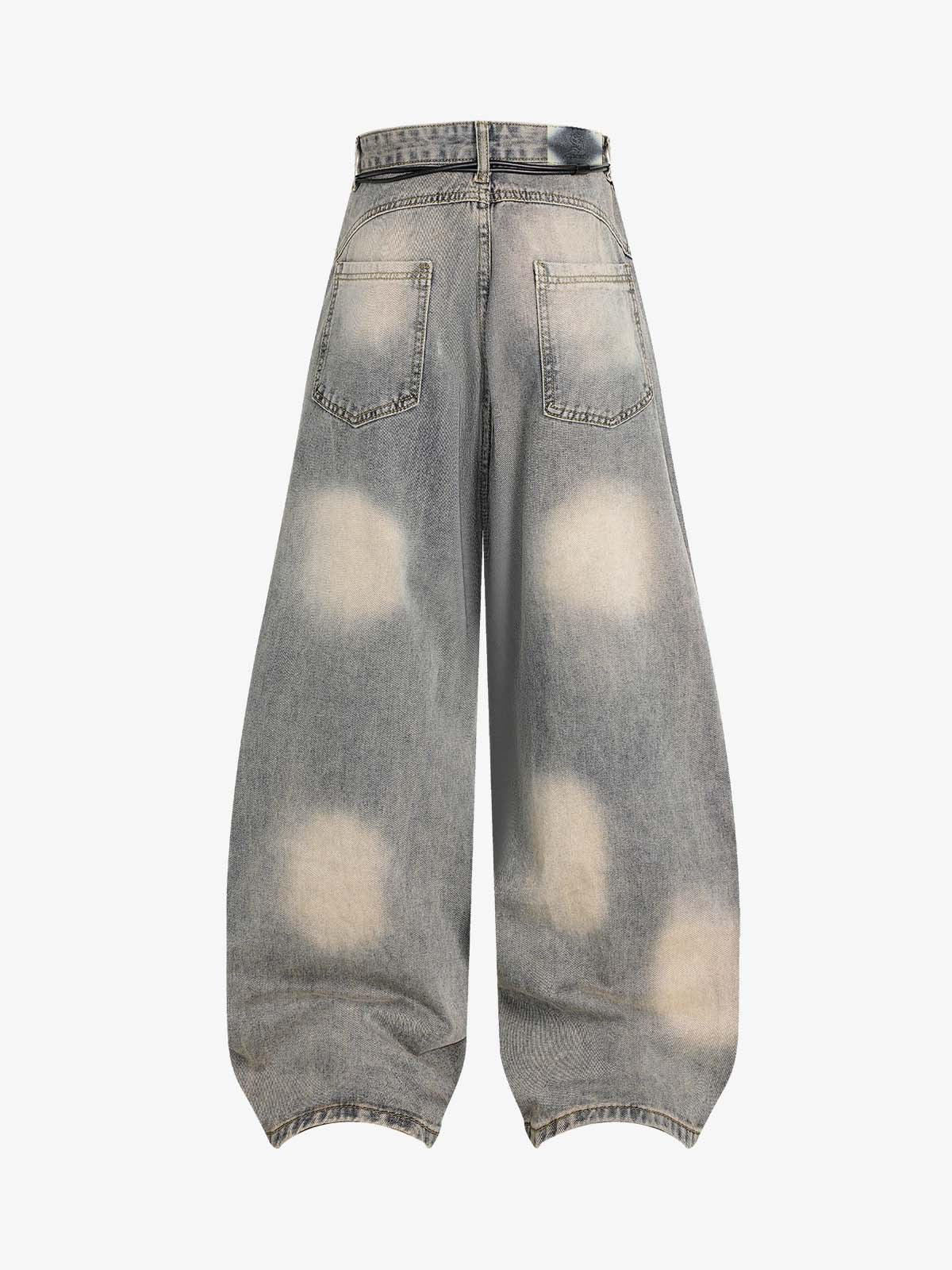 Plissee-Scimitar-Jeans