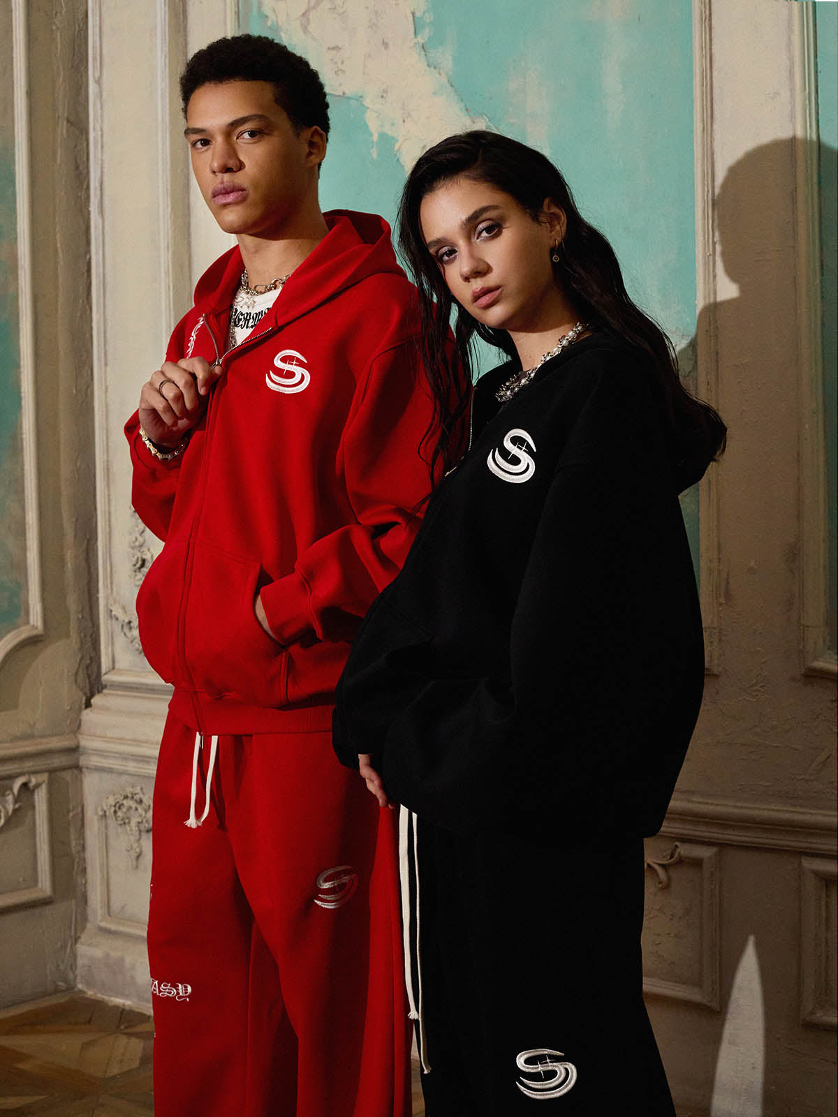 Cotton Blend Oversized Hoodie & Pants Set - Streetwear Style Tracksuit with Logo Embroidery and Zipper Closure 