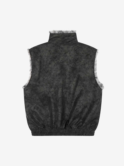 Stylish Sleeveless Vest with Leopard Trim for Men and Women - Perfect for Casual and Trendy Looks 