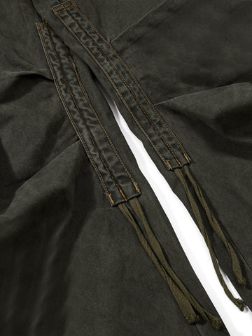 Retro punk style multi-pocket wide-leg cargo pants with rivet pleats and logo print design. 