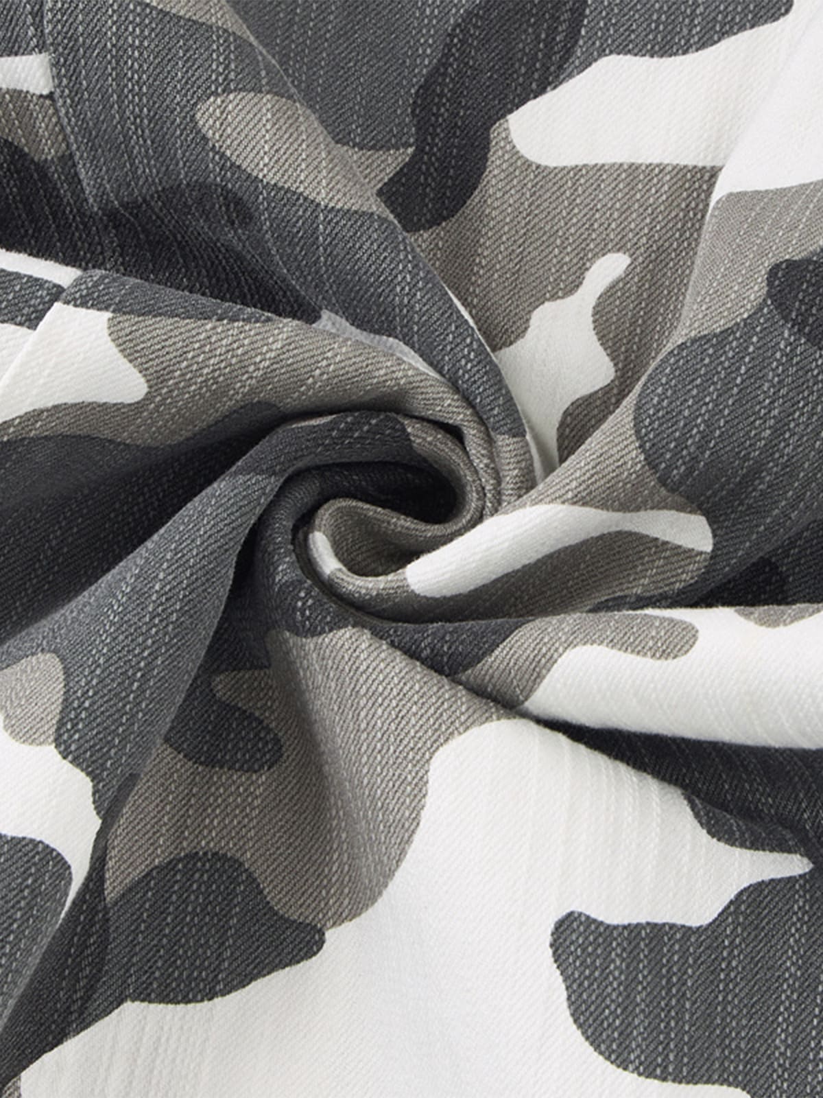 Camouflage Wide-Leg Trousers for Casual and Outdoor Adventures 