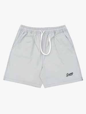 Minimalistische Shorts mit Kontrastnähten und Kordelzug