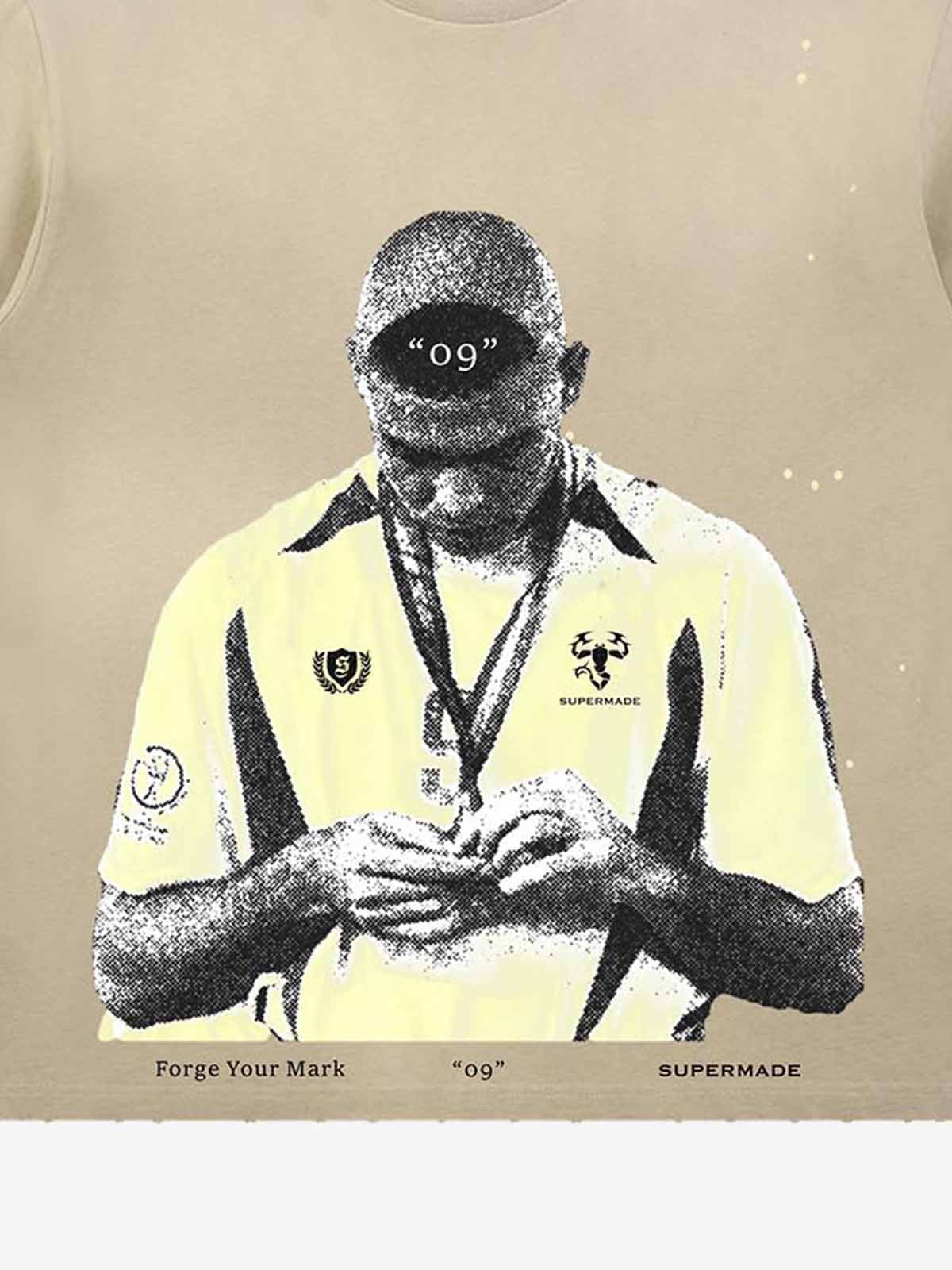 Vintage Soccer Figure Graphic T-Shirt 
