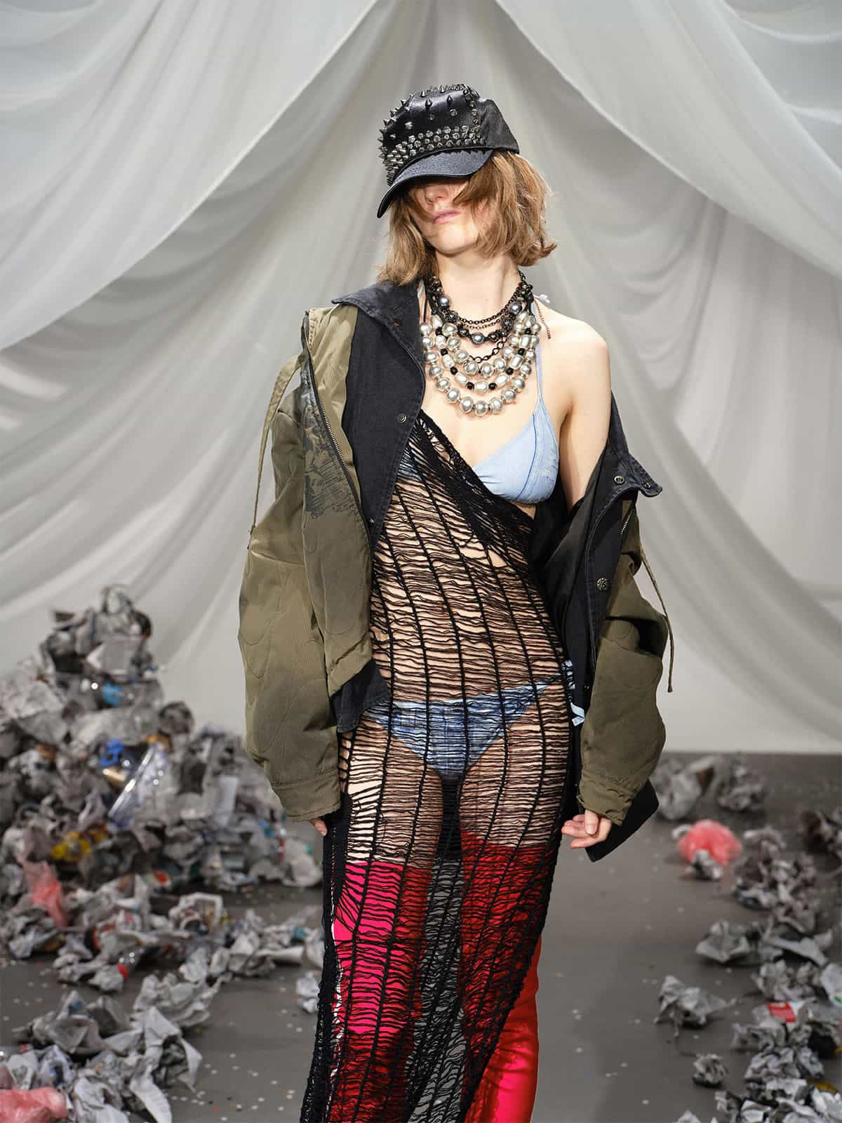 Camouflage Print Quilted Jacket with Detachable Hood for Men 