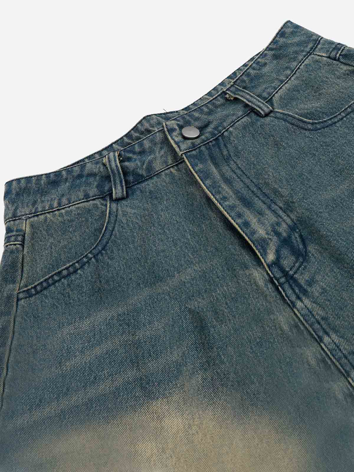Jeansshorts mit Used-Look und SUPM-Buchstabenprint