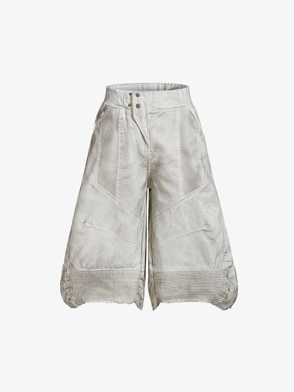 Jeansshorts mit schmutziger Waschung