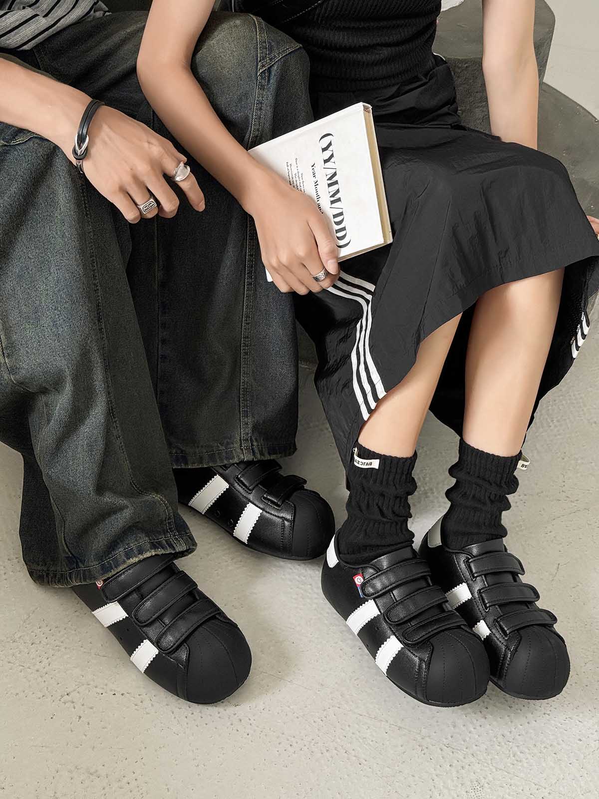 Stylish Velcro Strap Sneakers for Everyday Wear 