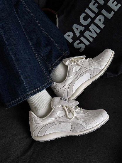 Stylish Yellow Casual Sneakers for Everyday Wear - Comfortable and Versatile Design 