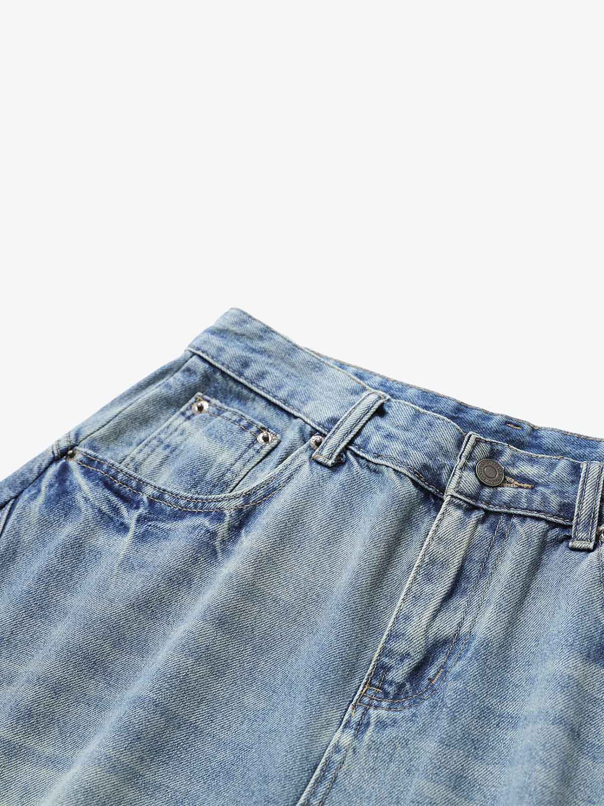 Curved Silhouette 3D Paneled Denim Shorts 