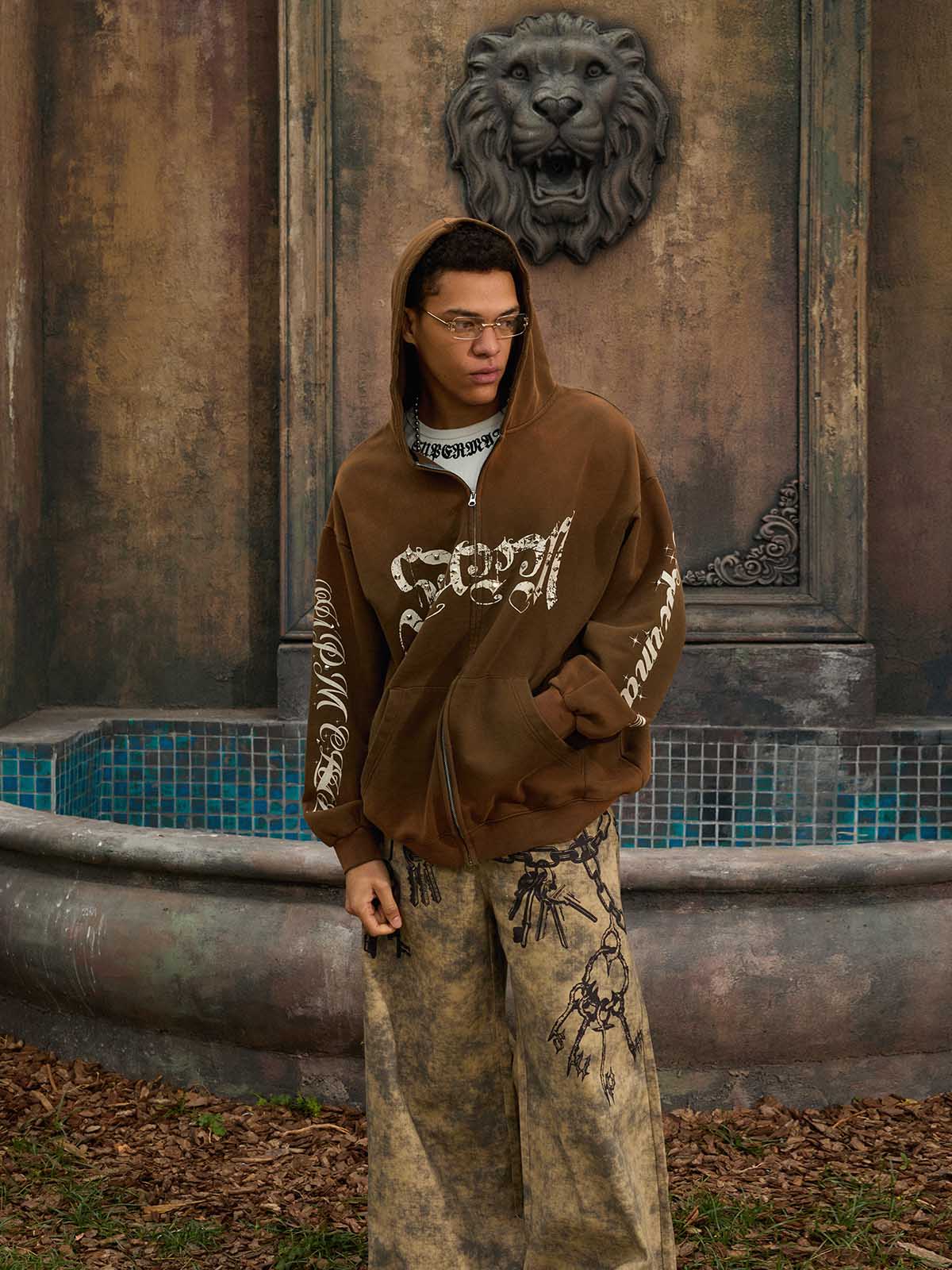 Supermade Vintage Distressed Studded Gothic Font Zipper Sweatshirt 