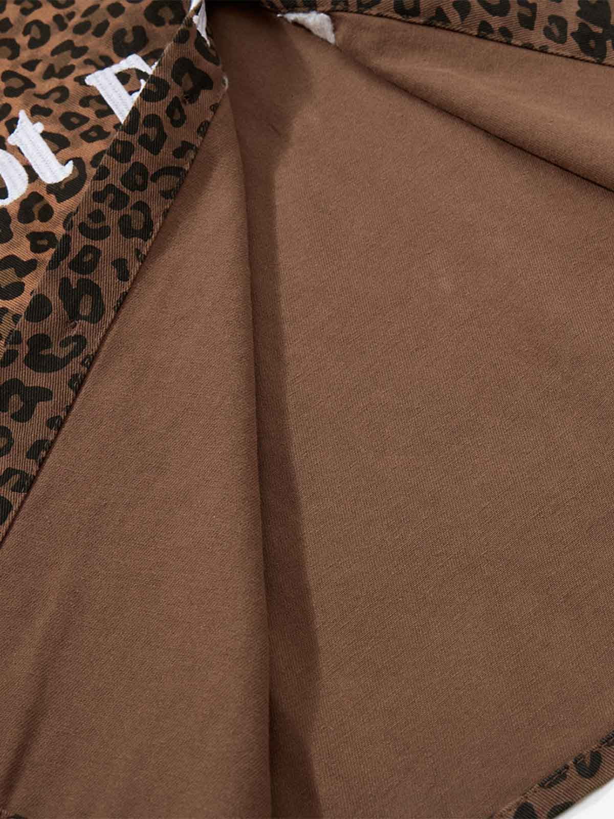 Kurzarmhemd mit Leopardenmuster