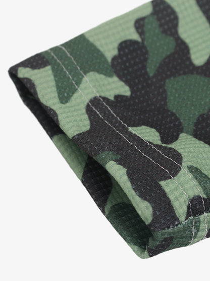 Camo Sleeve Sports Graphic Long-Sleeve Tee for Active Lifestyle 