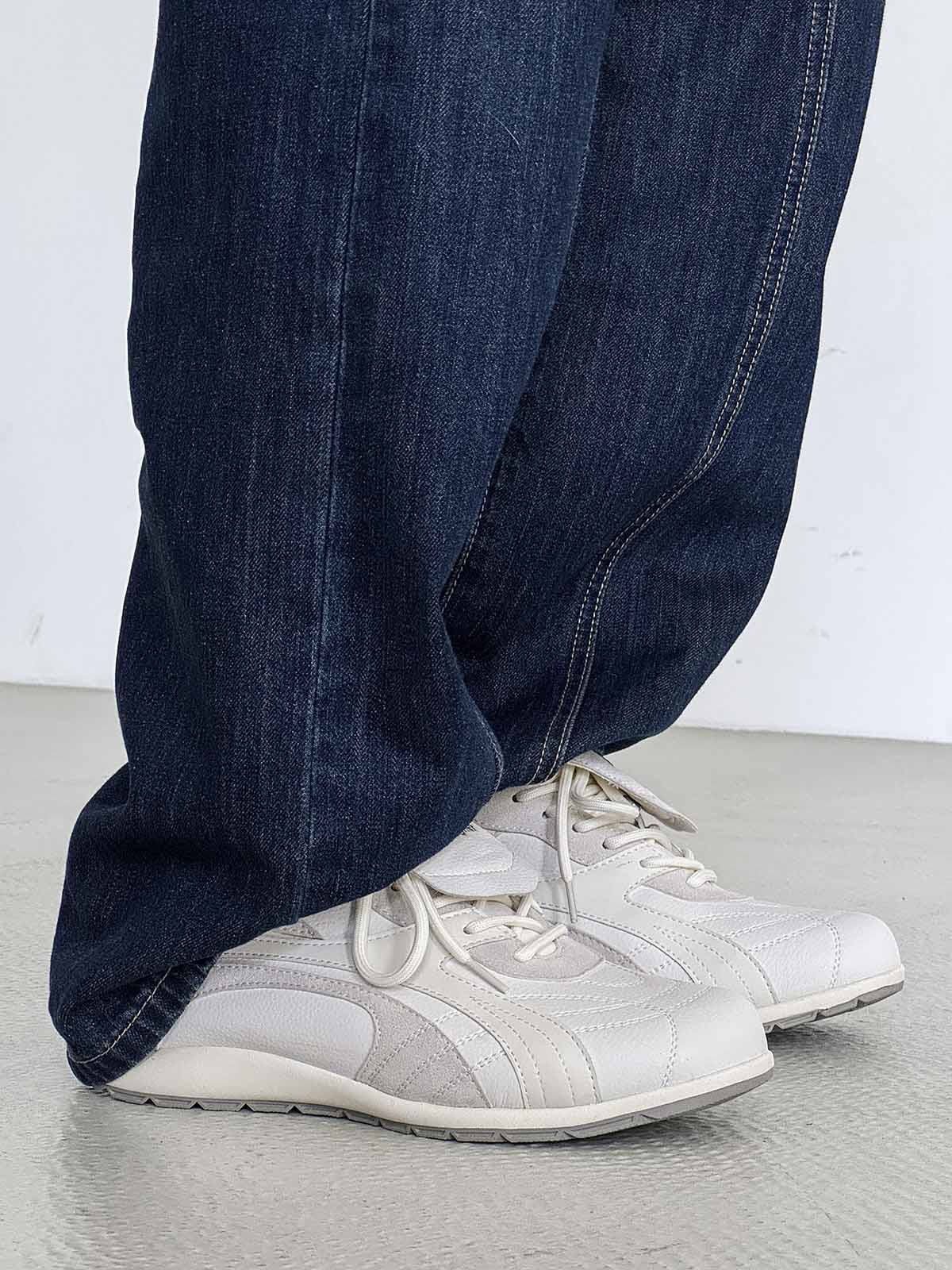 Stylish Yellow Casual Sneakers for Everyday Wear - Comfortable and Versatile Design 