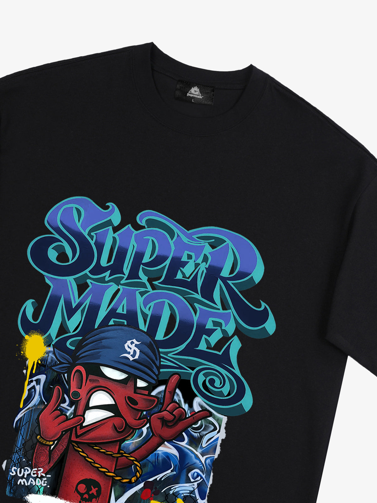 Bold Graphic T-Shirt for Streetwear Enthusiasts 
