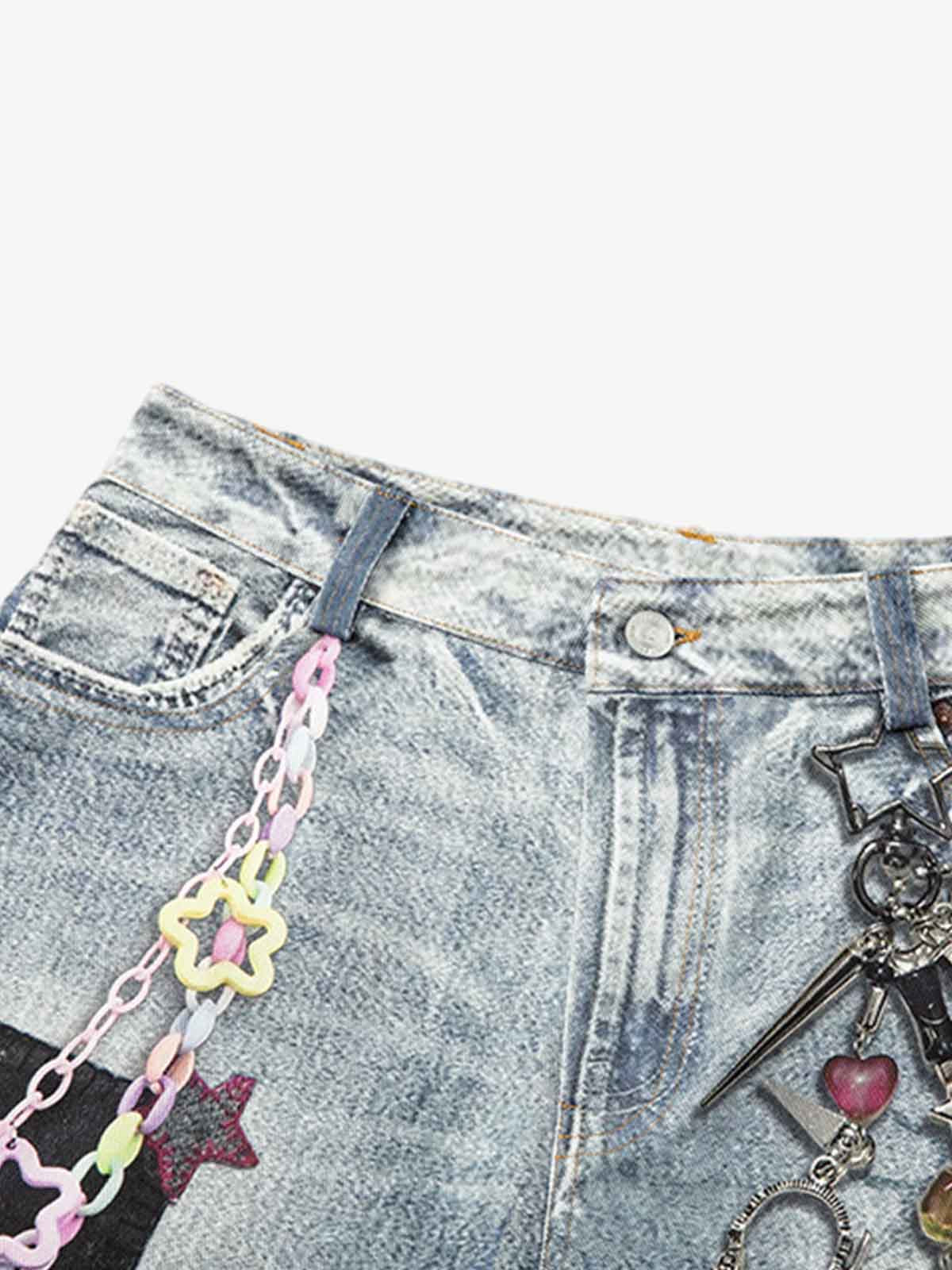 Charm Detail Graphic Denim Shorts 