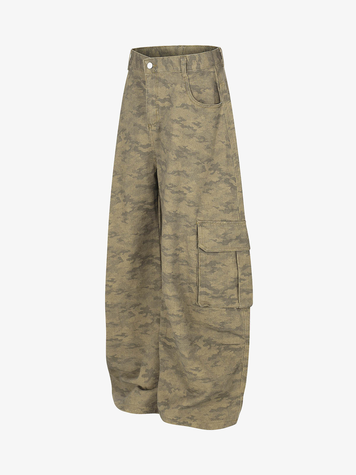 Camouflage Utility Cargo Shorts for Men - Perfect for Outdoor Adventures 