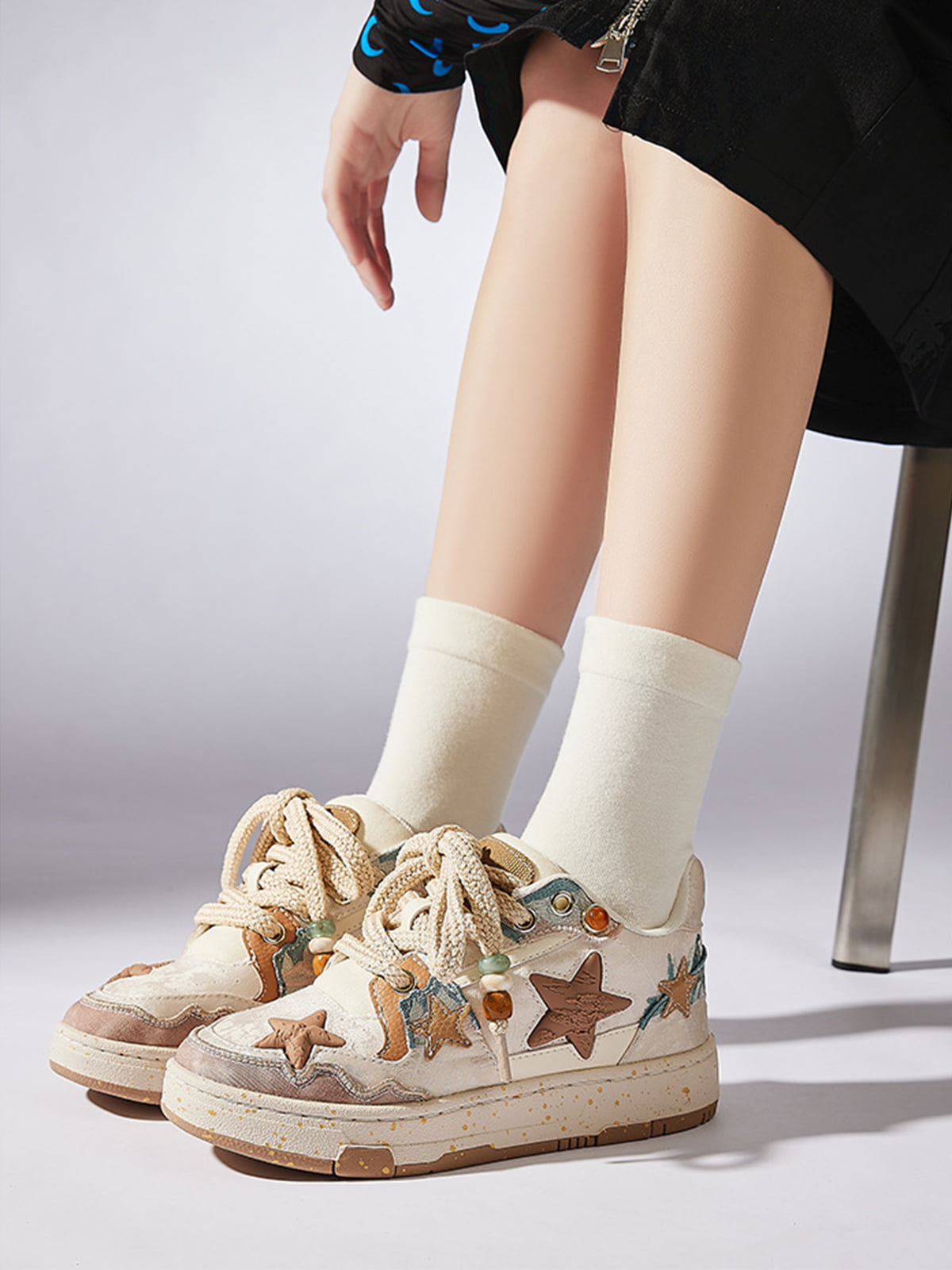 Star-Embellished Casual Sneakers for Everyday Wear 