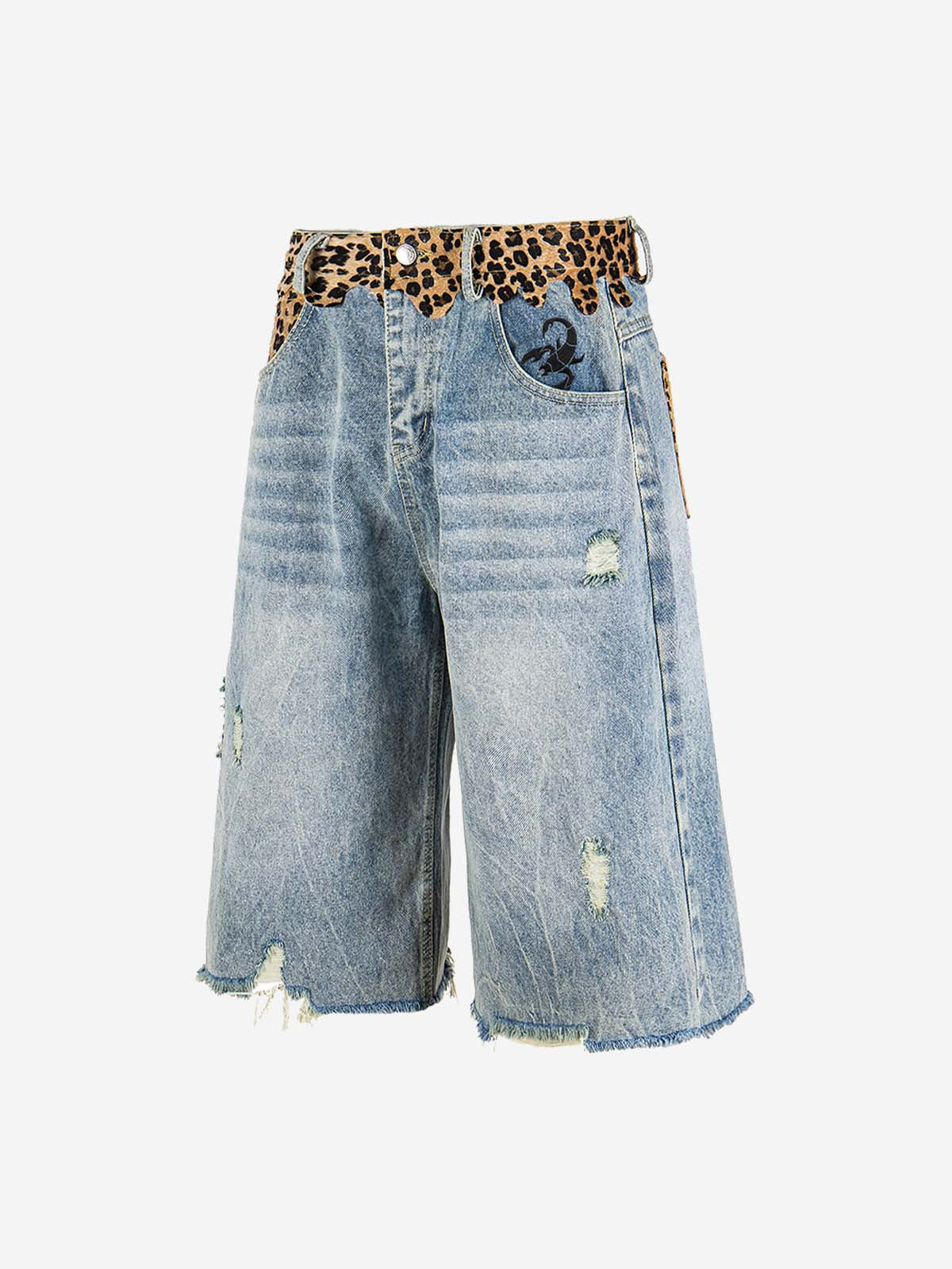 Vintage-Shorts aus Denim mit Leopardenmuster und Used-Look