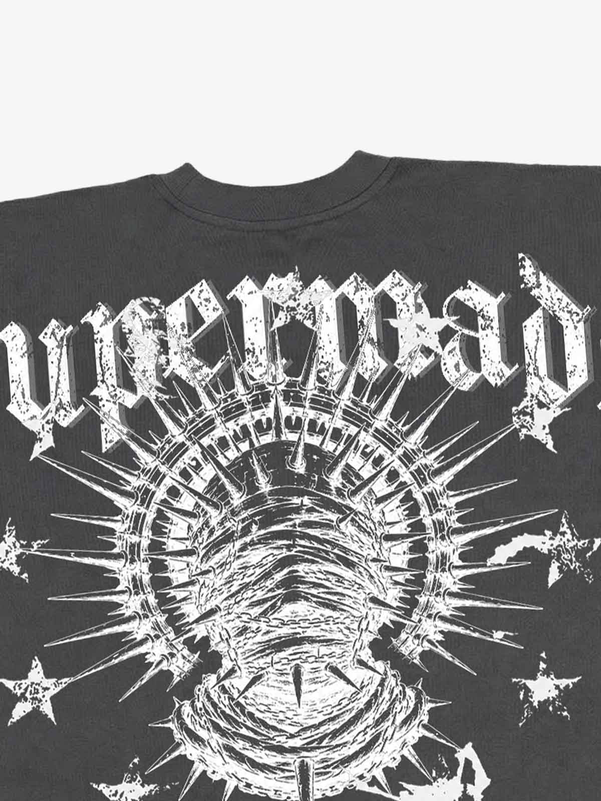 Schwarzes Crop-T-Shirt mit Grafikprint