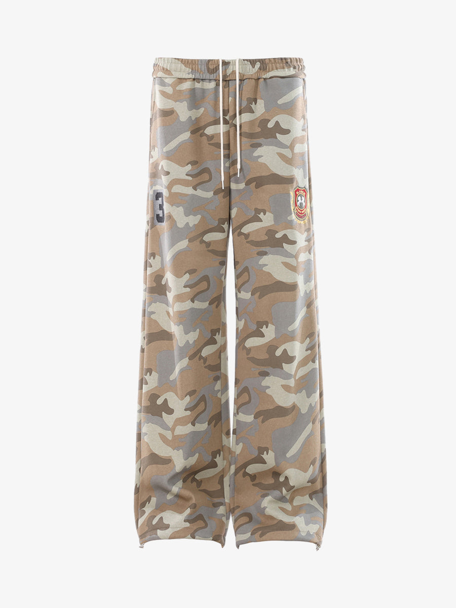 Pantalones de chándal deportivos con parche de camuflaje bordado