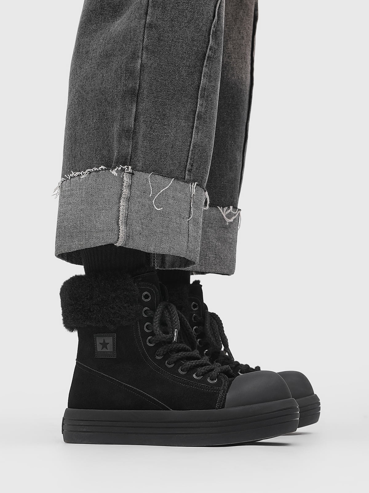 Winter Warmth High-Top Sneaker Boots with Fuzzy Collar 