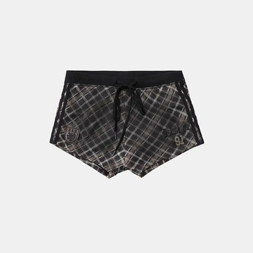 Sportliche Shorts mit Y2K-Grafikstreifen