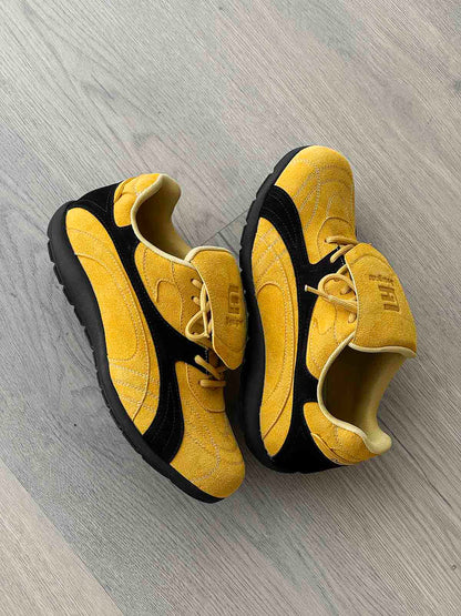 Stylish Yellow Casual Sneakers for Everyday Wear - Comfortable and Versatile Design 