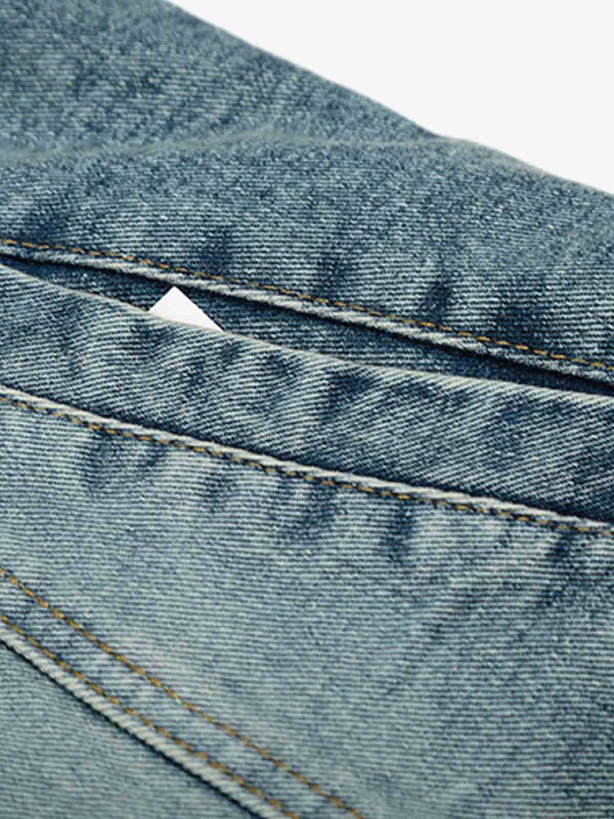 Stylish Denim Jacket with Faux Fur Trim for Men and Women - Perfect for Casual Outfits 